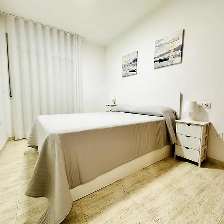 Con Wifi Y Parking A 2ª Linea De Playa En Santa Margarita, - Es-258-66 ロザス